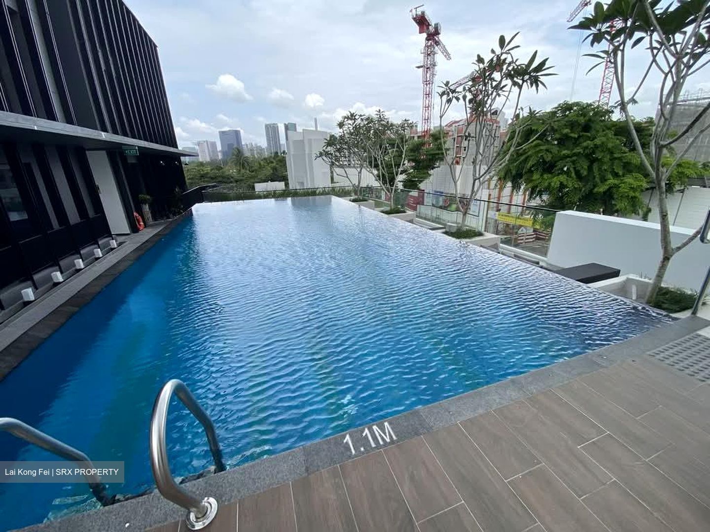 1953 (D8), Condominium #561013991